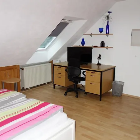 2 1/2 In / Nord הנובר